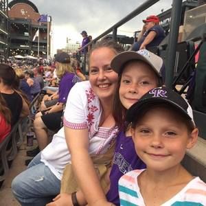 Meet your Posher, Lori